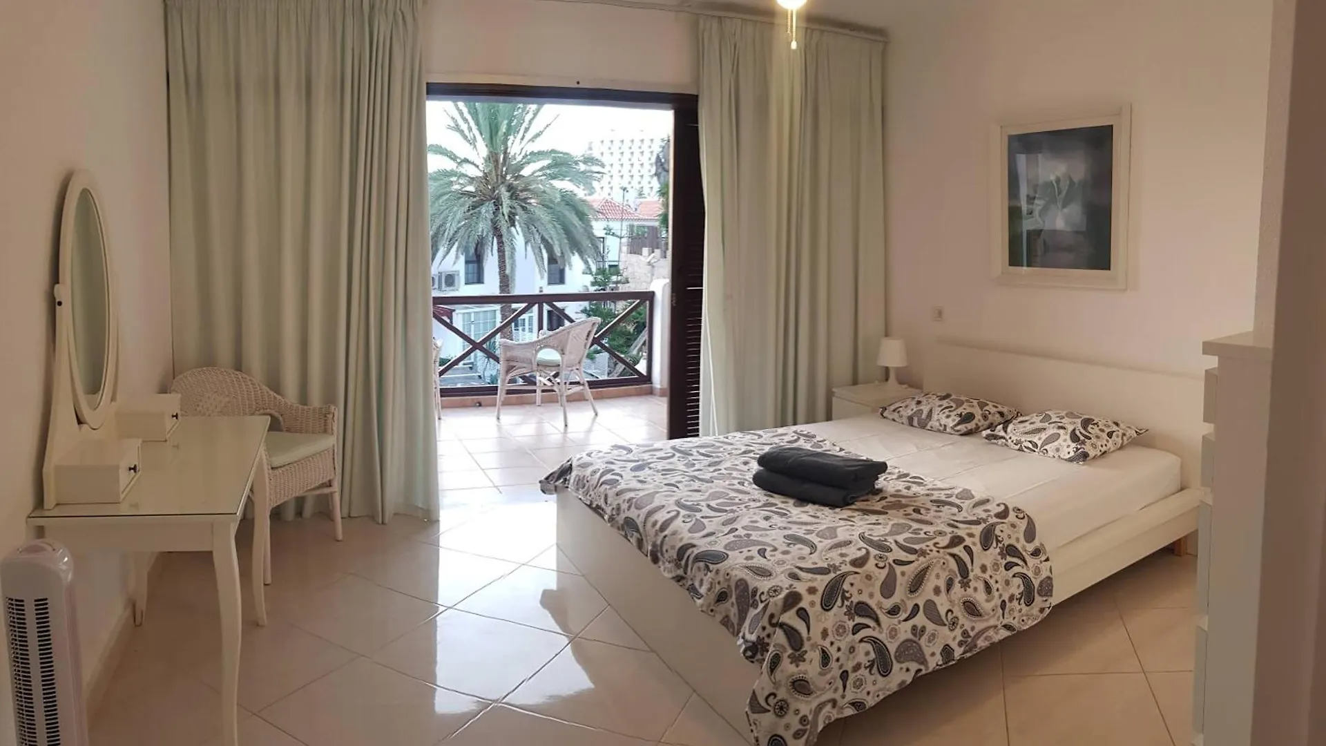 Apartamento Paraiso Royal Las Americas 美洲海滩 0*,  西班牙